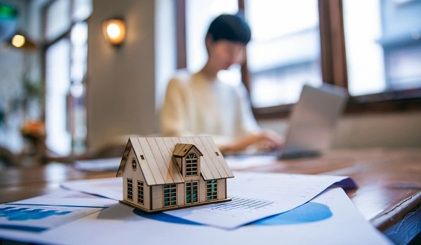 Featured Image of How Long Do Bangalore Apartments Last? A Simple Guide for Buyers and Owners